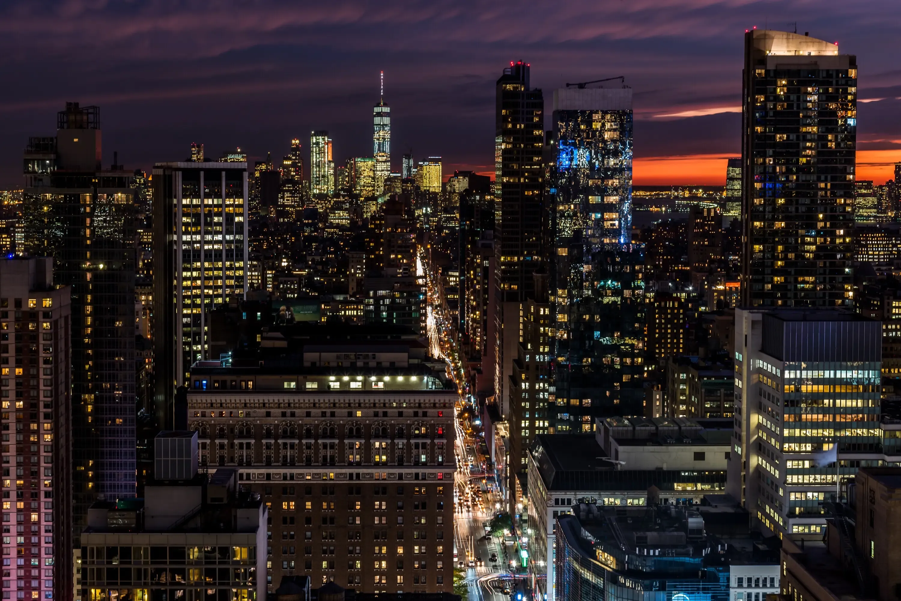 Skyline view of One World Trade Center as seen from Midtown Manhattan on a clear day.